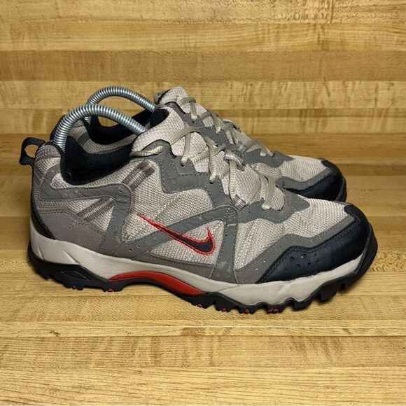 Vintage Nike ACG Hiking Shoes Mens Size 8 All Trac Trail Black Tan Red - Picture 1 of 7